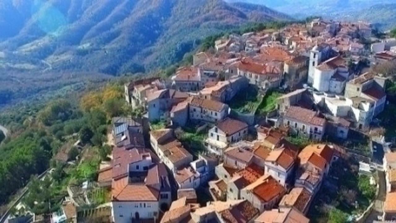 B&B Il Melograno Tortorella Eksteriør billede