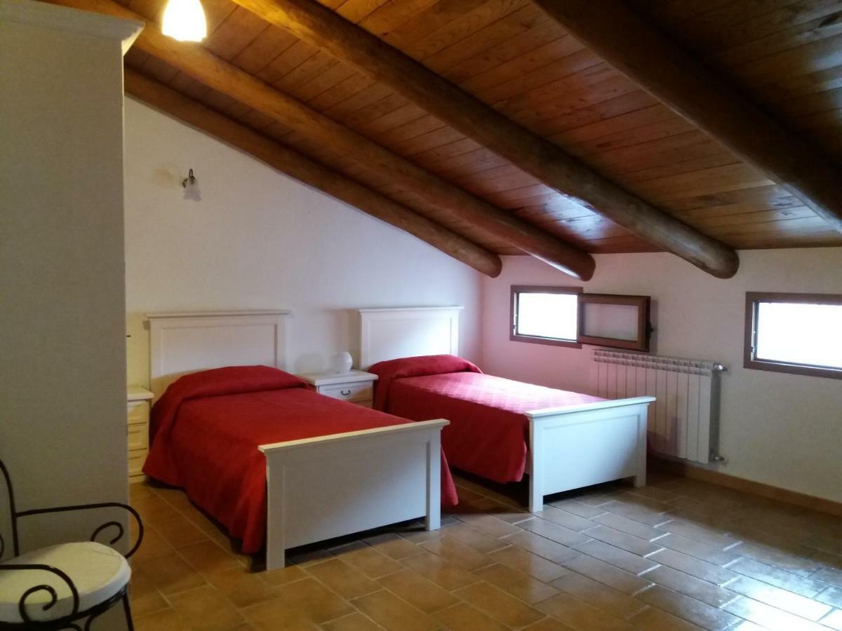 B&B Il Melograno Tortorella Eksteriør billede